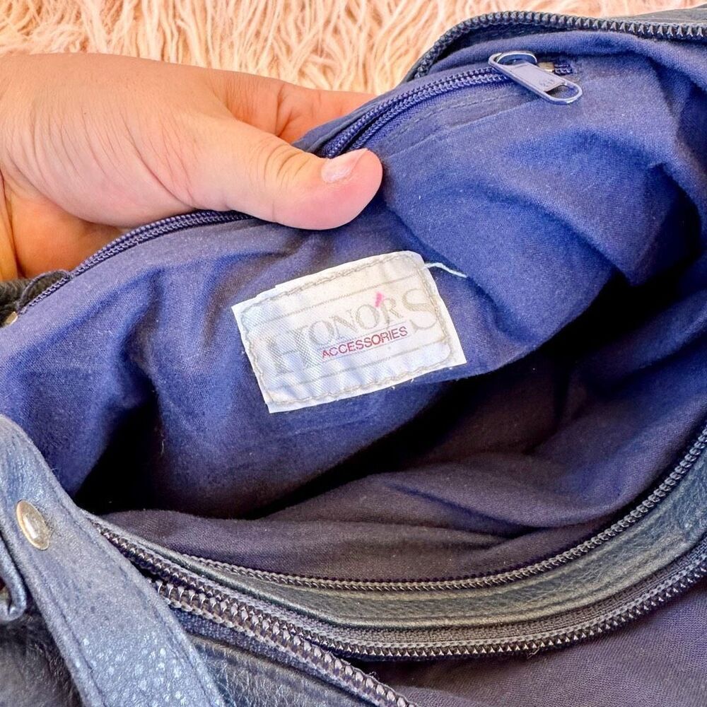 Vintage Crossbody Bag - Picture 4 of 6